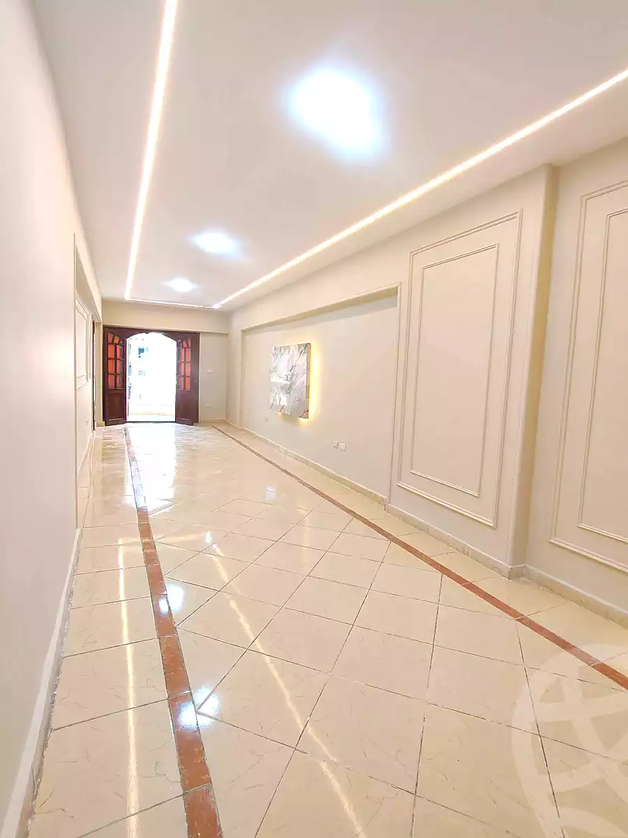 https://aqarmap.com.eg/ar/listing/7276889-for-sale-alexandria-miami-street-57