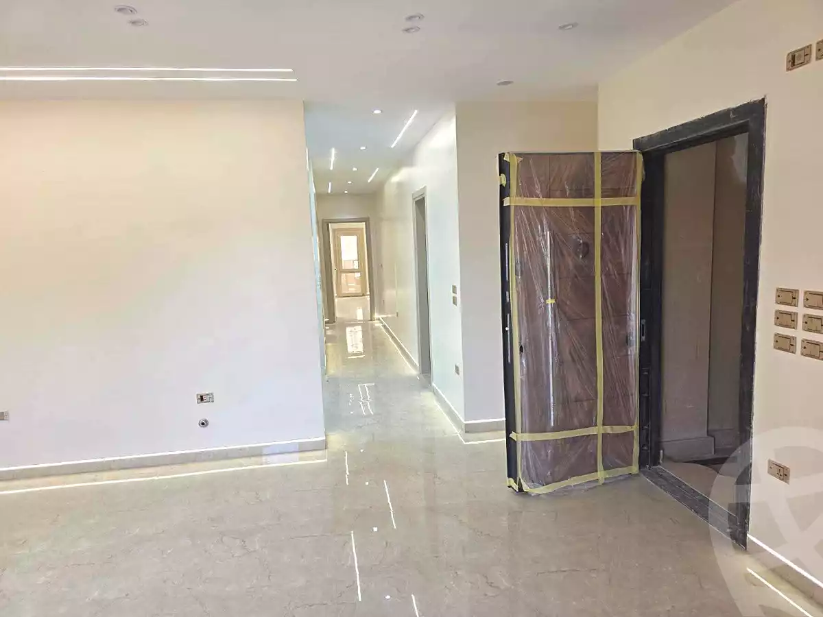 https://aqarmap.com.eg/en/listing/7277003-for-rent-cairo-6th-of-october-compounds-aeon