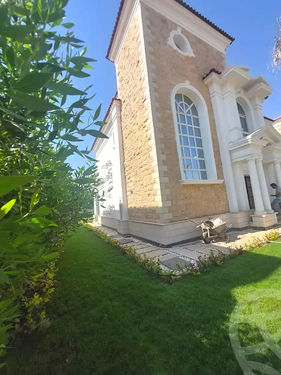 https://aqarmap.com.eg/ar/listing/7277228-for-sale-cairo-el-shorouk-compounds-spring-valley