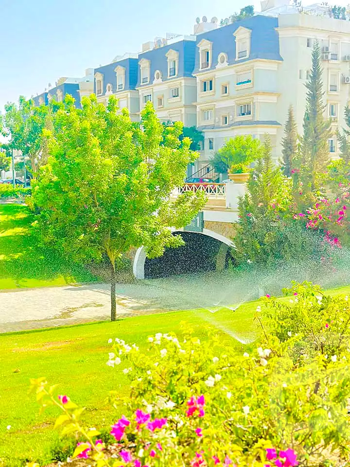 https://aqarmap.com.eg/en/listing/7277260-for-sale-cairo-new-cairo-compounds-mountain-view1-1-compound