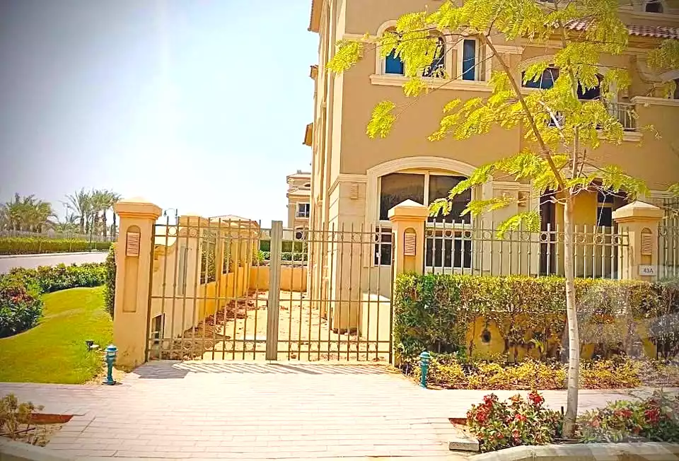 https://aqarmap.com.eg/ar/listing/7277747-for-sale-cairo-new-administrative-capital-r4-la-vista-city