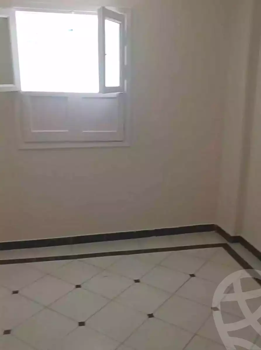 https://aqarmap.com.eg/ar/listing/7278239-for-sale-alexandria-sydy-bshr-sydy-bshr-qbly-street-30
