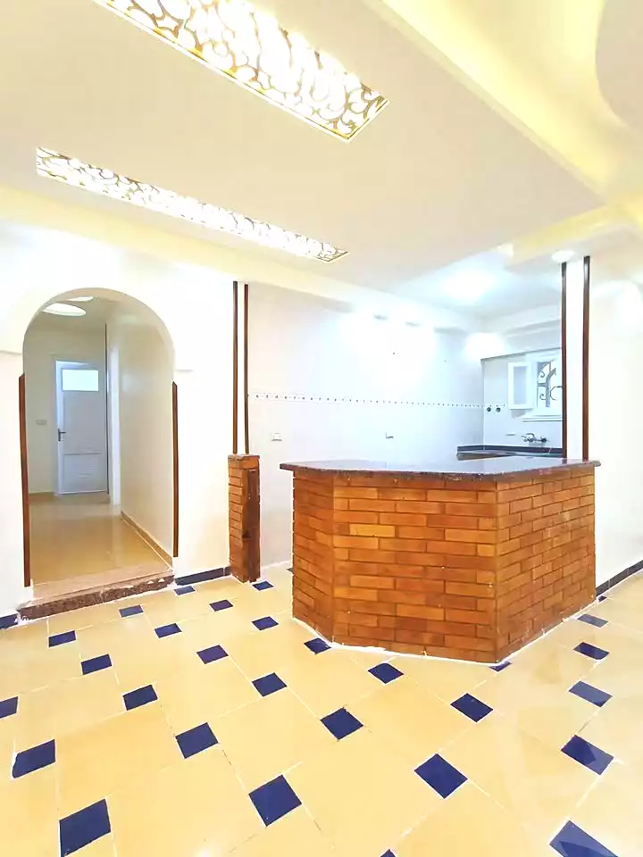 https://aqarmap.com.eg/ar/listing/7278426-for-sale-alexandria-al-agamy-shataa-el-nakheel