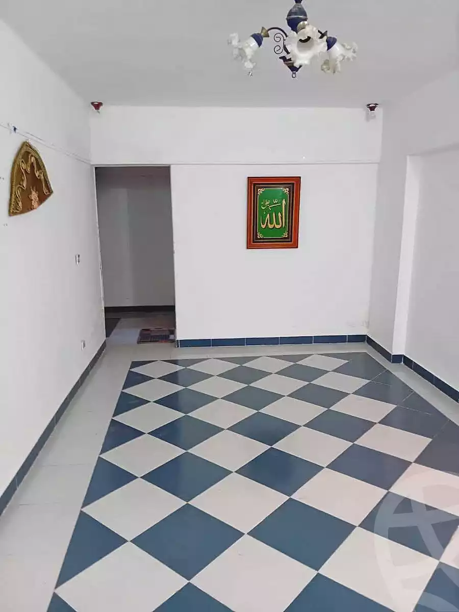 https://aqarmap.com.eg/ar/listing/7278667-for-rent-alexandria-sydy-bshr-sydy-bshr-bhry-shr-mhmwd-l-yswy