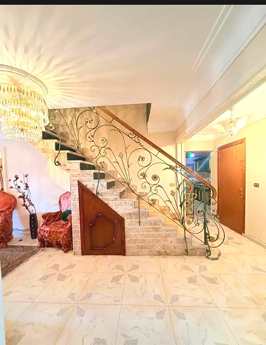 https://aqarmap.com.eg/en/listing/7278850-for-sale-alexandria-el-mandara-shr-jml-bd-lnsr