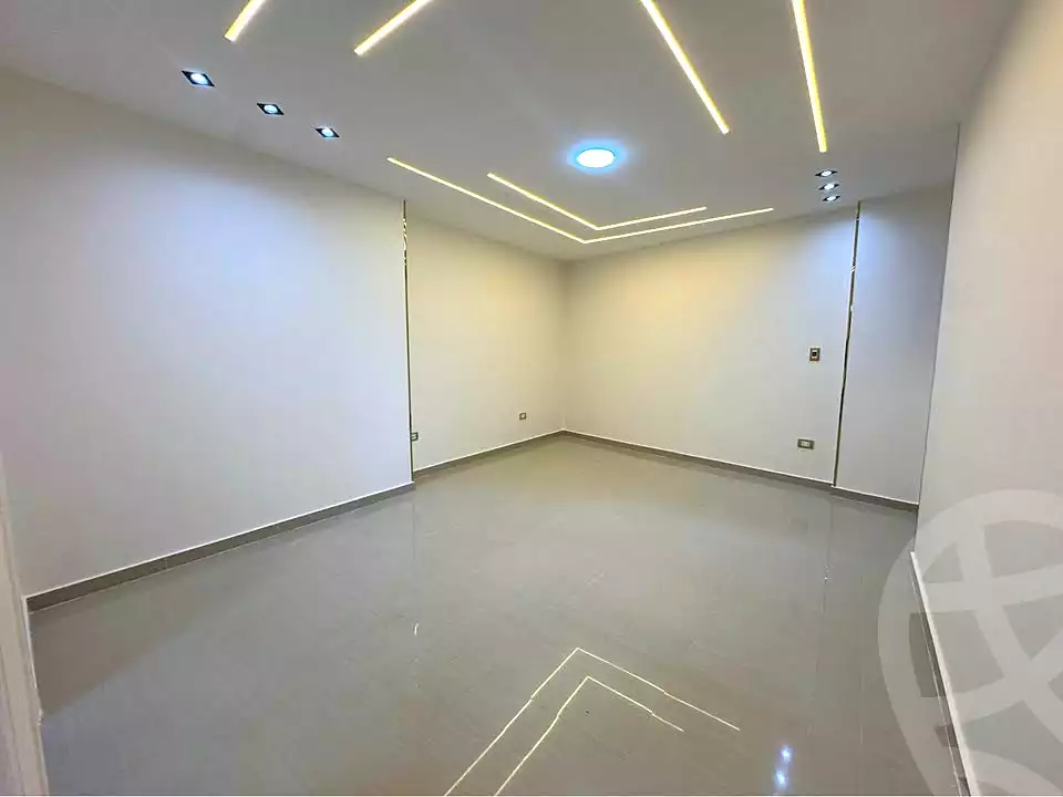 https://aqarmap.com.eg/ar/listing/7279335-for-sale-alexandria-sydy-bshr-sydy-bshr-bhry-shr-mhmwd-l-yswy