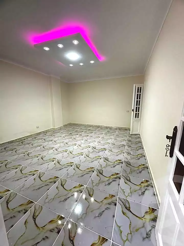 https://aqarmap.com.eg/ar/listing/7279442-for-sale-alexandria-al-agamy-el-hanouvel