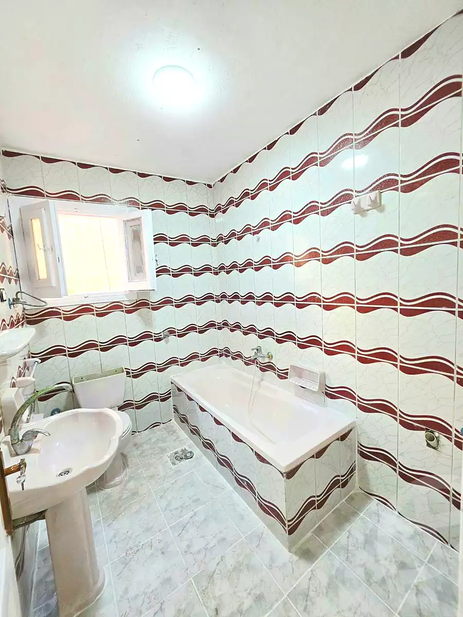 https://aqarmap.com.eg/ar/listing/7279758-for-sale-alexandria-al-agamy-shataa-el-nakheel