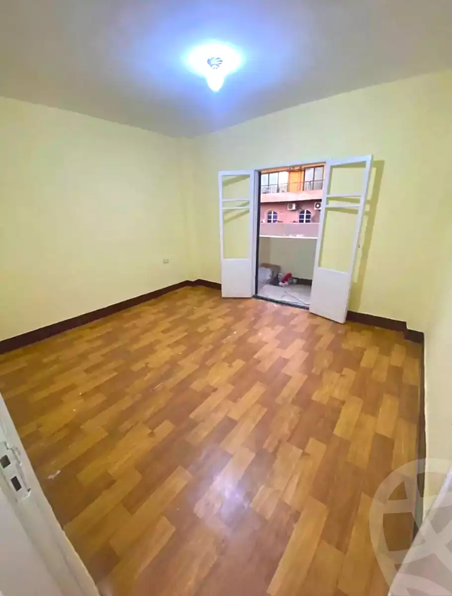 https://aqarmap.com.eg/en/listing/7279915-for-rent-cairo-helwan-helwan-el-sharkeya-ryad-pasha-st