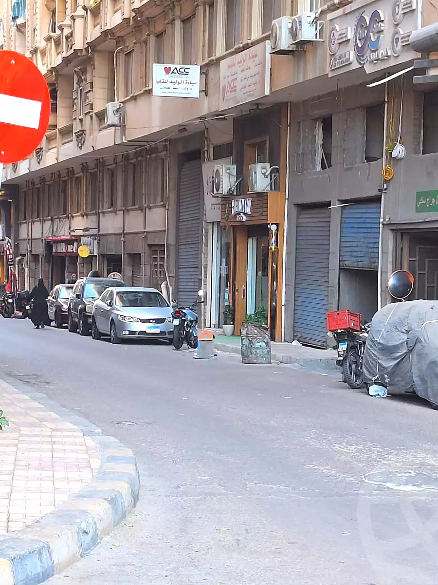 https://aqarmap.com.eg/ar/listing/7280342-for-sale-alexandria-alhadara-al-mofatesh-st
