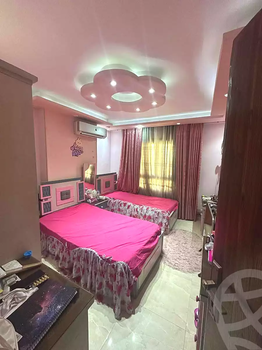 https://aqarmap.com.eg/ar/listing/7280579-for-sale-alexandria-sydy-bshr-sydy-bshr-bhry-mohamed-el-srafi-st.