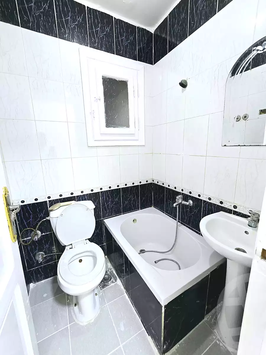 https://aqarmap.com.eg/en/listing/7280762-for-sale-alexandria-al-agamy-shataa-el-nakheel