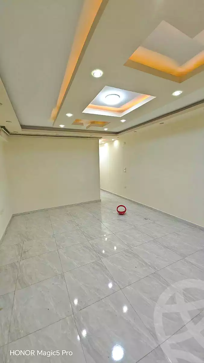 https://aqarmap.com.eg/ar/listing/7280864-for-rent-cairo-helwan-sherif-st
