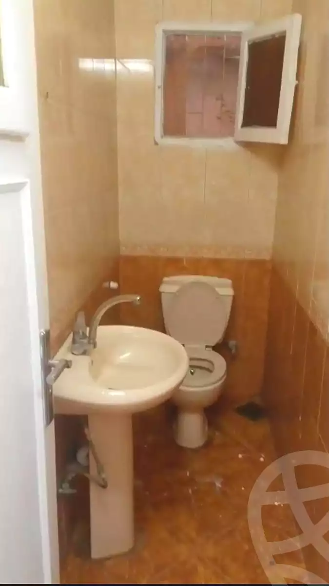 https://aqarmap.com.eg/ar/listing/7280969-for-sale-cairo-downtown-el-qasr-el-ayni