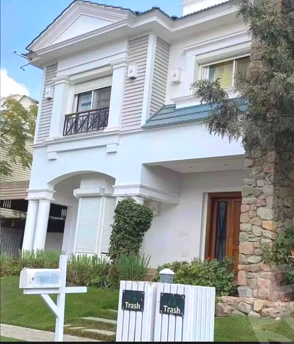 https://aqarmap.com.eg/en/listing/7281037-for-sale-cairo-new-cairo-compounds-mountain-view1-1-compound