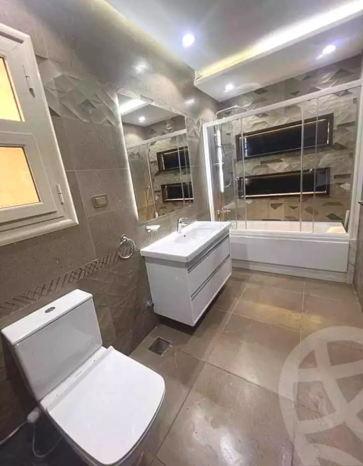 https://aqarmap.com.eg/ar/listing/7281097-for-sale-cairo-new-cairo-compounds-sarai-esse-residence-sarai