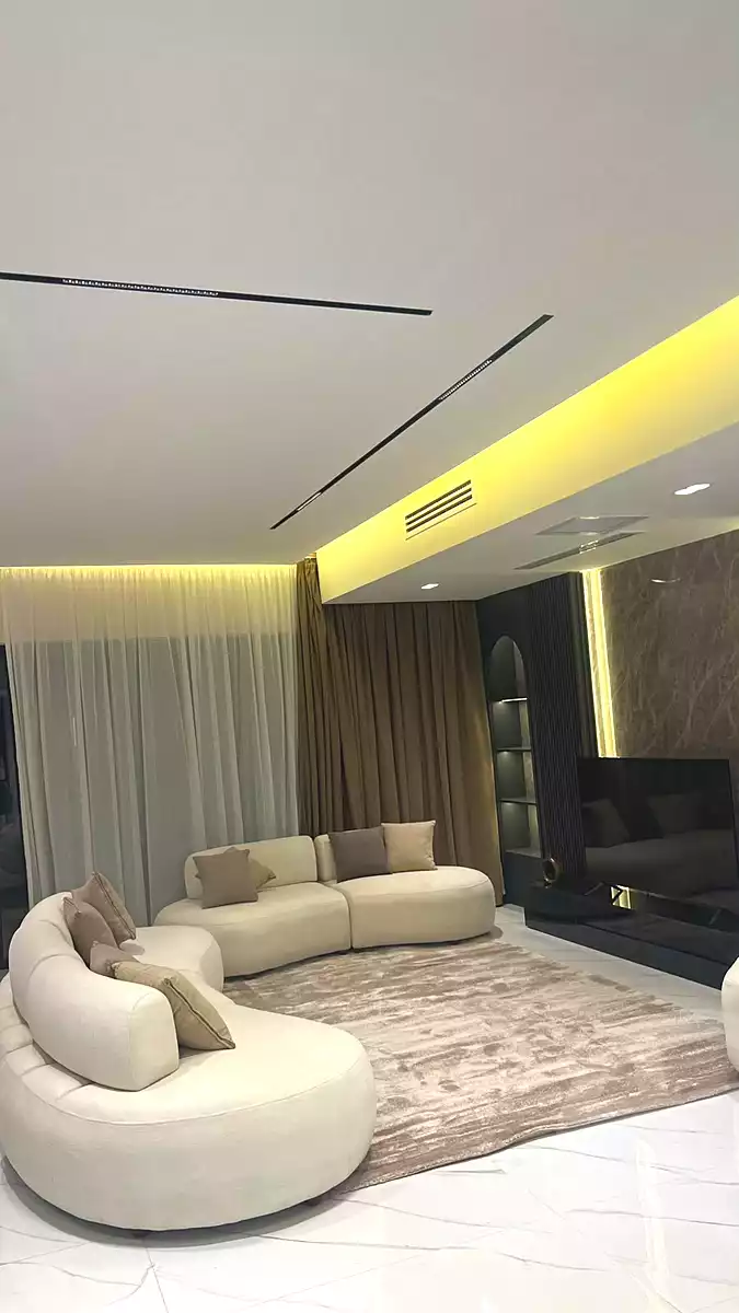 https://aqarmap.com.eg/en/listing/7281296-for-rent-cairo-new-cairo-compounds-lakeview-residence