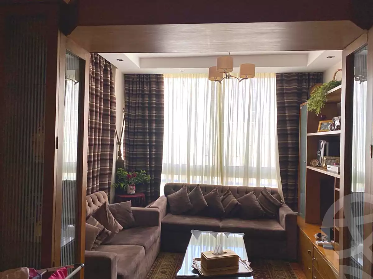 https://aqarmap.com.eg/ar/listing/7281498-for-sale-cairo-el-sheikh-zayed-city-compounds-zayed-2000