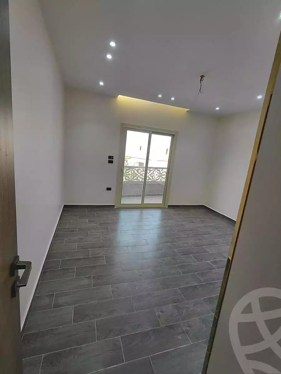 https://aqarmap.com.eg/ar/listing/7281527-for-sale-cairo-el-sheikh-zayed-city-el-hay-eltaseaa-area-1-el-bostan-st