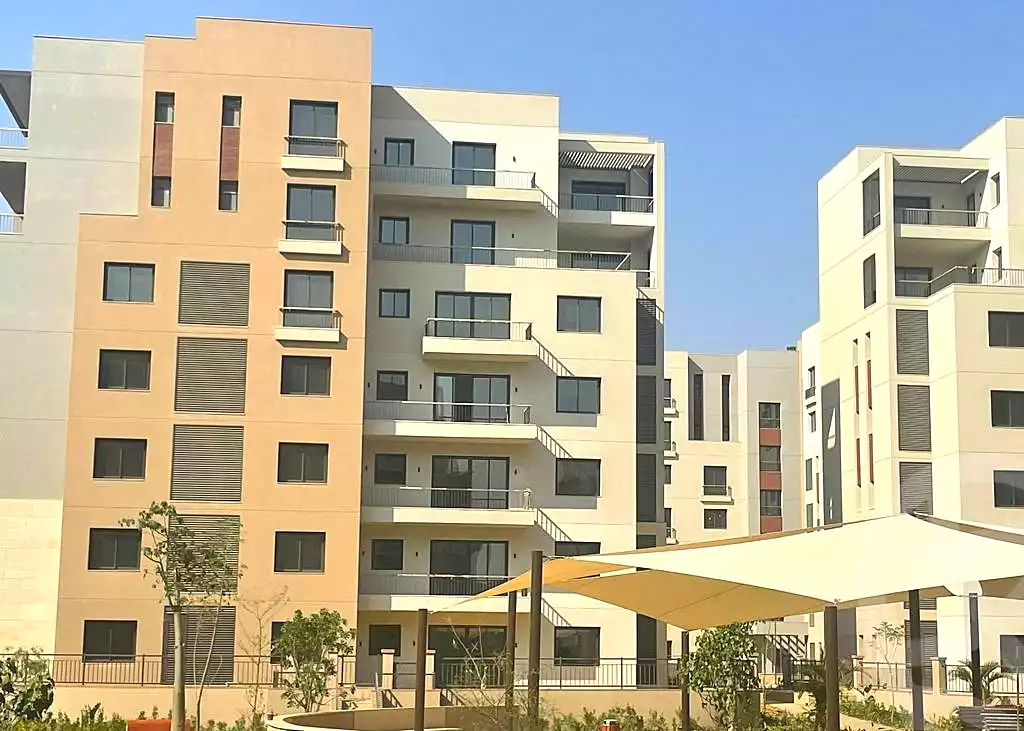 https://aqarmap.com.eg/ar/listing/7281664-for-sale-cairo-new-cairo-compounds-district-5-the-plateau-district-5
