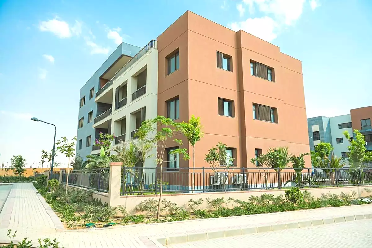 https://aqarmap.com.eg/ar/listing/7281664-for-sale-cairo-new-cairo-compounds-district-5-the-plateau-district-5