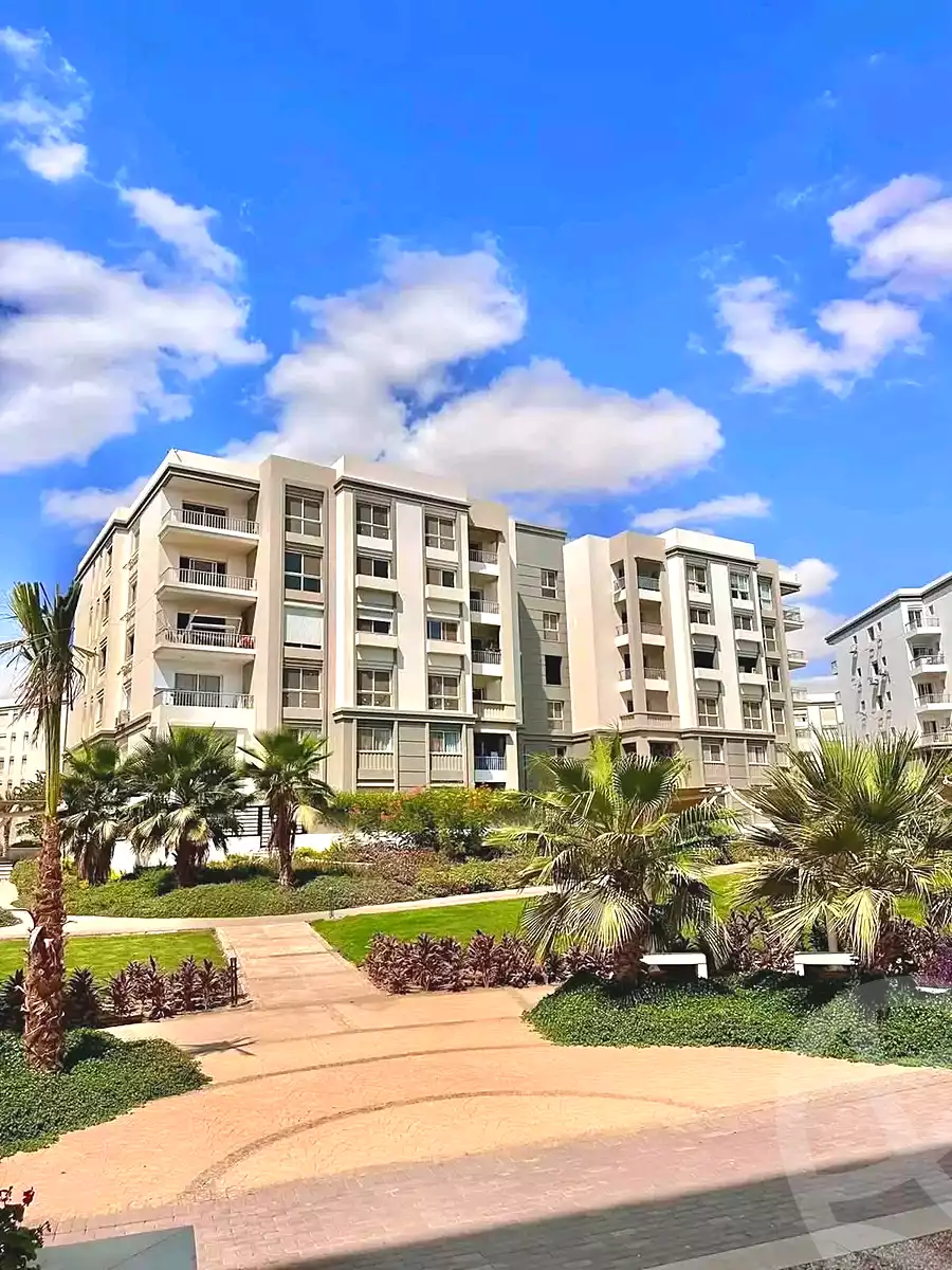 https://aqarmap.com.eg/en/listing/7281793-for-sale-cairo-new-cairo-compounds-hyde-park-hydeout-hyde-park