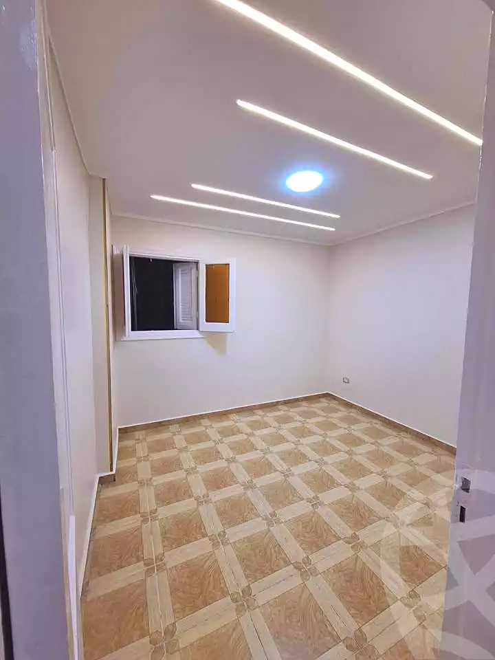https://aqarmap.com.eg/ar/listing/7282205-for-sale-alexandria-sydy-bshr-sydy-bshr-bhry-shr-mhmwd-l-yswy