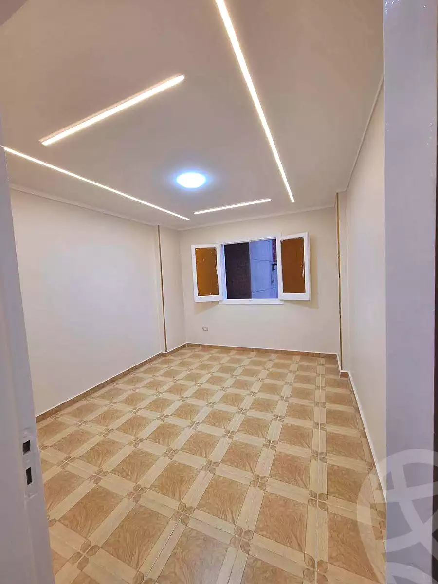 https://aqarmap.com.eg/ar/listing/7282270-for-sale-alexandria-sydy-bshr-sydy-bshr-bhry-shr-mhmwd-l-yswy