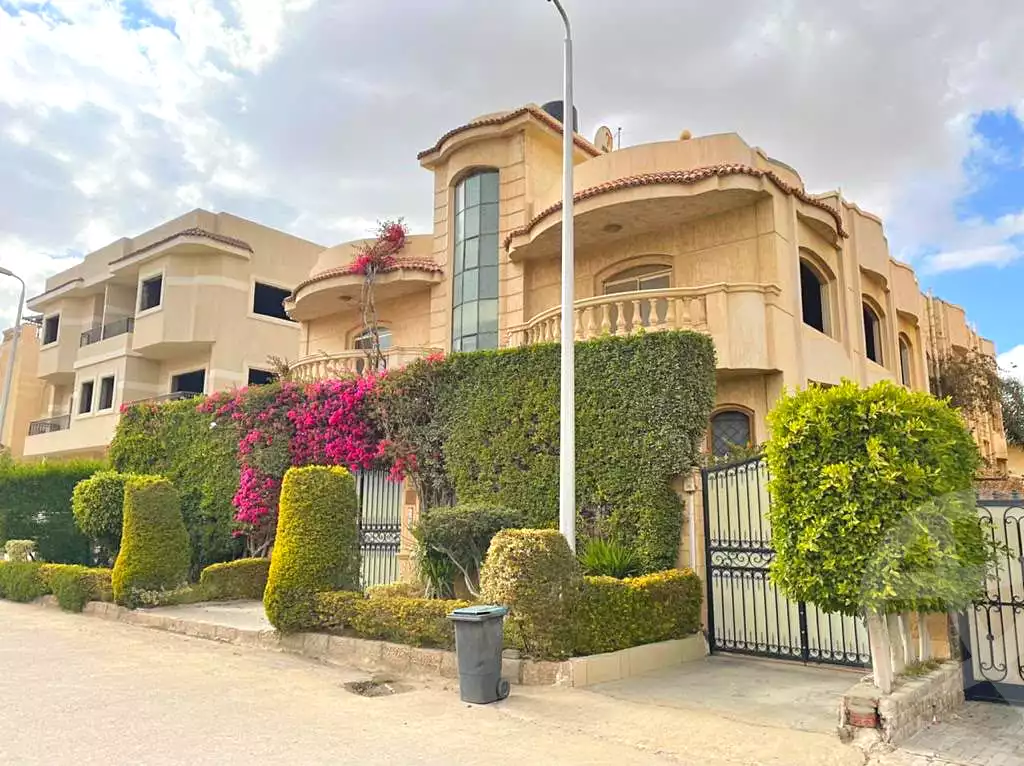 https://aqarmap.com.eg/ar/listing/7282309-for-sale-cairo-new-cairo-compounds-diplomats-compound
