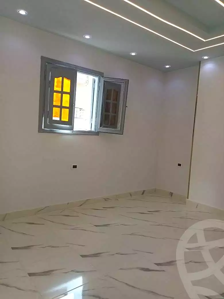 https://aqarmap.com.eg/ar/listing/7282538-for-sale-alexandria-sydy-bshr-sydy-bshr-bhry-mohamed-el-srafi-st.