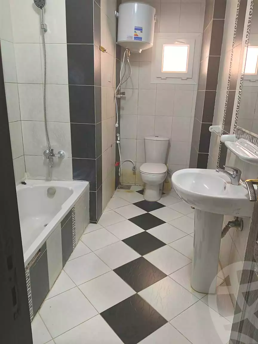 https://aqarmap.com.eg/ar/listing/7282585-for-rent-cairo-6th-of-october-el-hay-el-motamyz-fourth-touristic-village