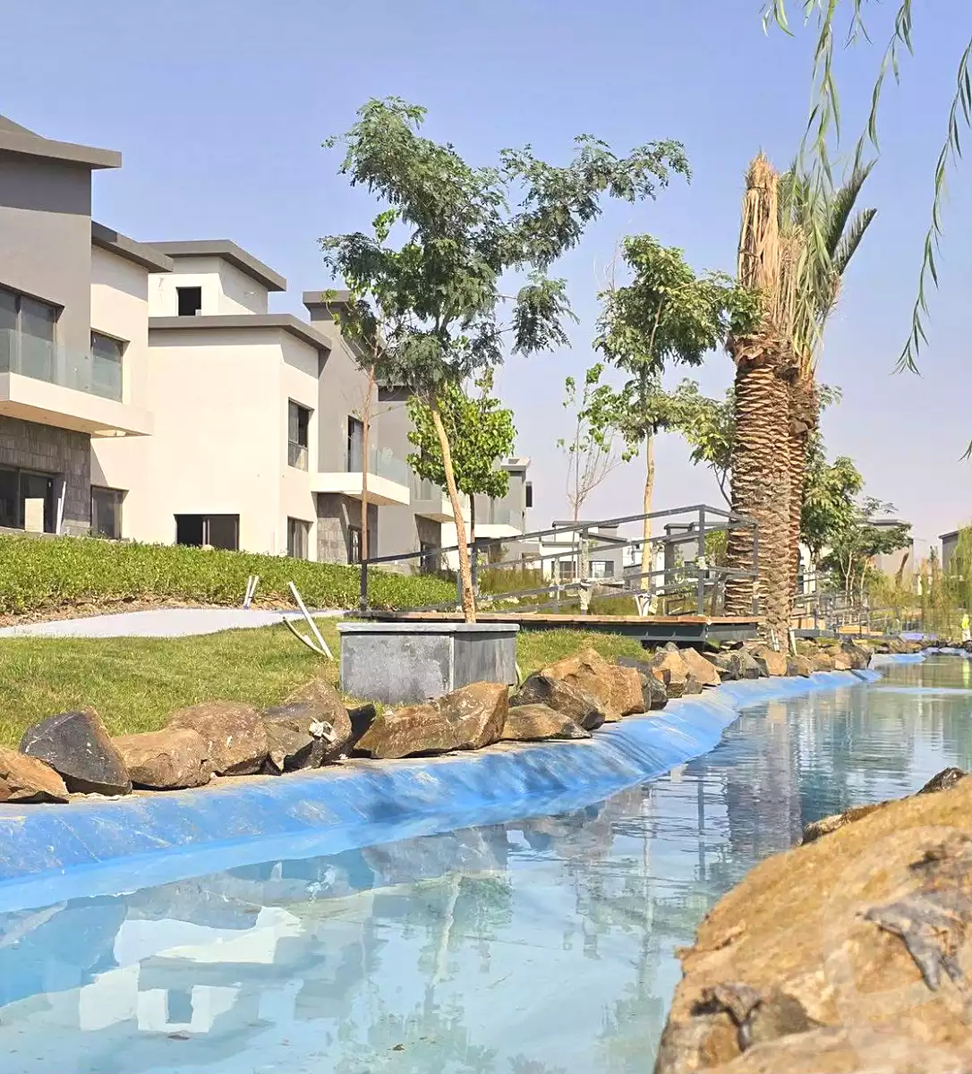 https://aqarmap.com.eg/ar/listing/7282569-for-sale-cairo-new-cairo-compounds-kmbwnd-kryk-twn-il-cazar