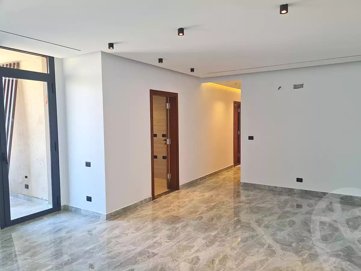 https://aqarmap.com.eg/ar/listing/7282699-for-sale-cairo-el-sheikh-zayed-city-alex-cairo-desert-road-kmbwnd-fy-tryq-skndry-lshrwy