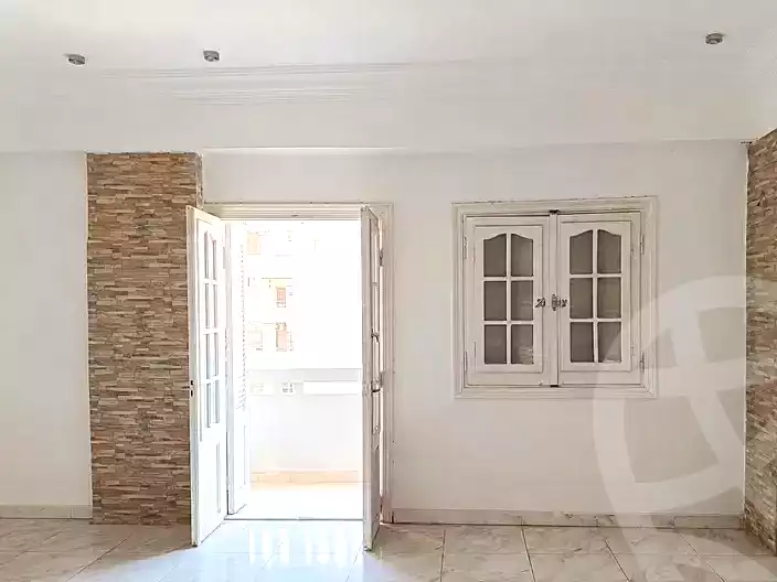 https://aqarmap.com.eg/en/listing/7283039-for-sale-alexandria-al-agamy-el-kilo-21