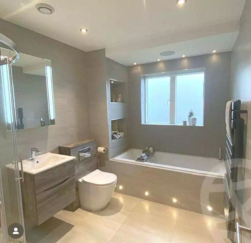 https://aqarmap.com.eg/en/listing/7283072-for-sale-cairo-new-cairo-compounds-mountain-view1-1-compound