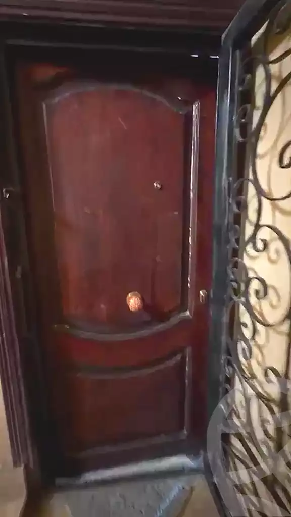 https://aqarmap.com.eg/ar/listing/7283103-for-rent-cairo-6th-of-october-el-ahyaa-neighborhood-2nd-dr-mohammed-badawi-st