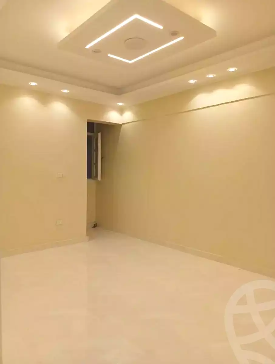 https://aqarmap.com.eg/ar/listing/7283149-for-sale-alexandria-sydy-bshr-sydy-bshr-bhry-gamal-abd-el-nasir-st