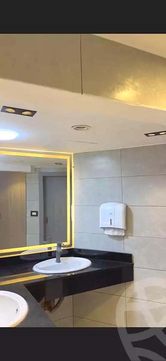https://aqarmap.com.eg/en/listing/7283195-for-rent-cairo-heliopolis-heliopolis-square-mohammed-farid-st