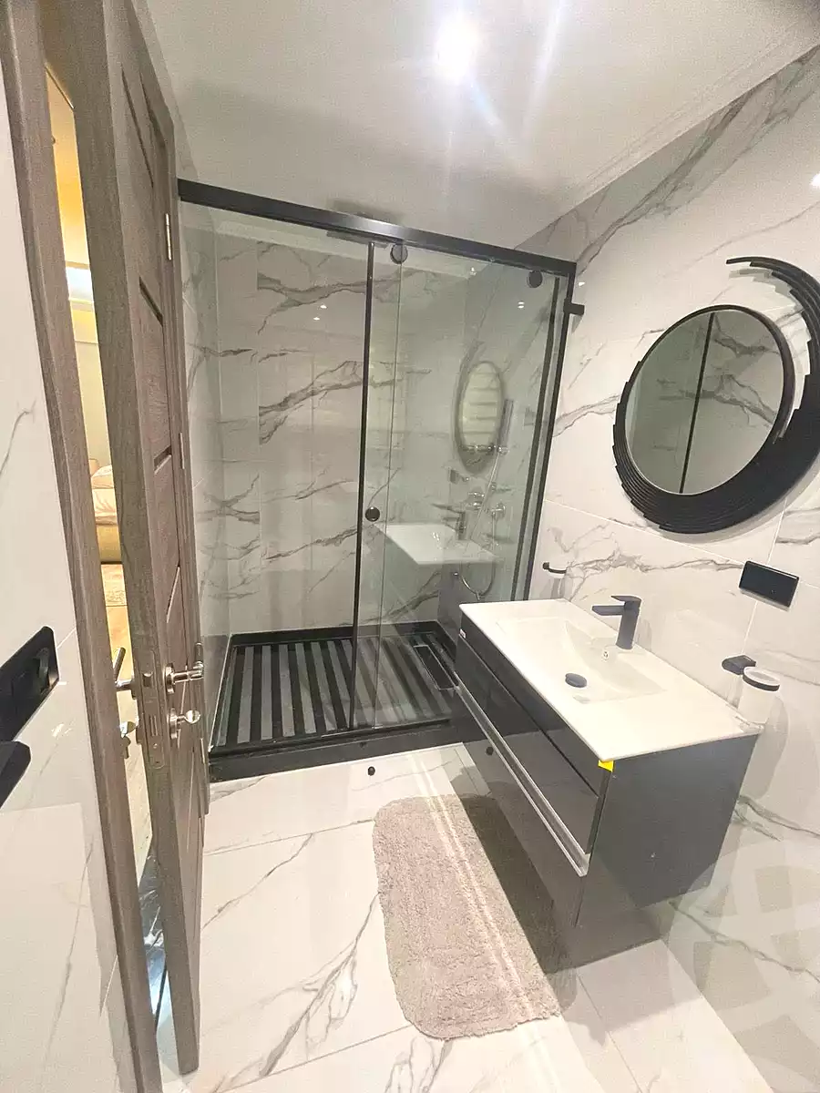 https://aqarmap.com.eg/ar/listing/7283148-for-sale-cairo-new-cairo-compounds-mountain-view-1