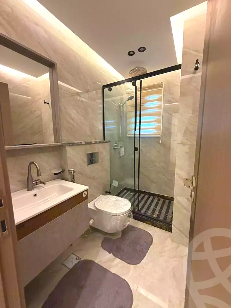 https://aqarmap.com.eg/en/listing/7283244-for-sale-cairo-new-cairo-compounds-mountain-view-1