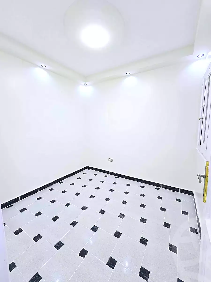 https://aqarmap.com.eg/ar/listing/7283295-for-sale-alexandria-al-agamy-shataa-el-nakheel