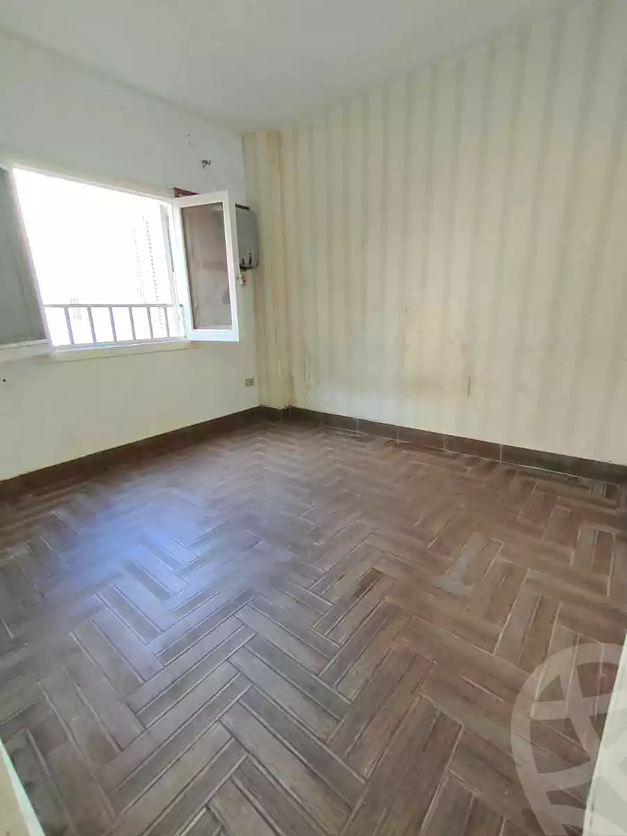 https://aqarmap.com.eg/ar/listing/7283453-for-sale-alexandria-el-asafra-l-sfr-bhry