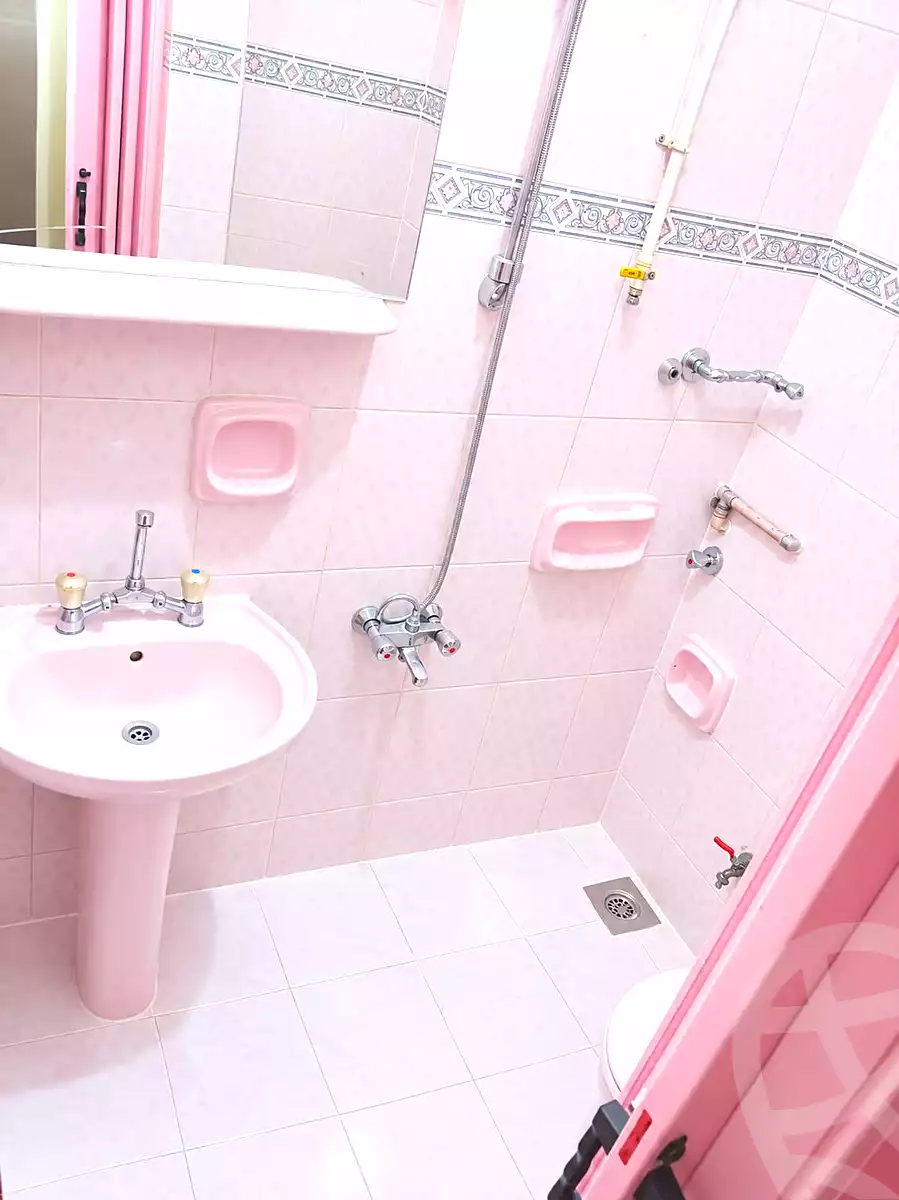 https://aqarmap.com.eg/en/listing/7283883-for-rent-qalyubia-shubra-el-khaima-el-shareaa-el-gadid-st
