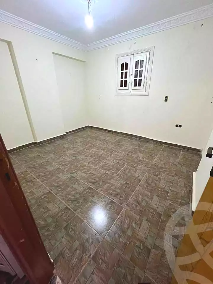 https://aqarmap.com.eg/ar/listing/7283892-for-sale-alexandria-sydy-bshr-shr-mlk-hfny
