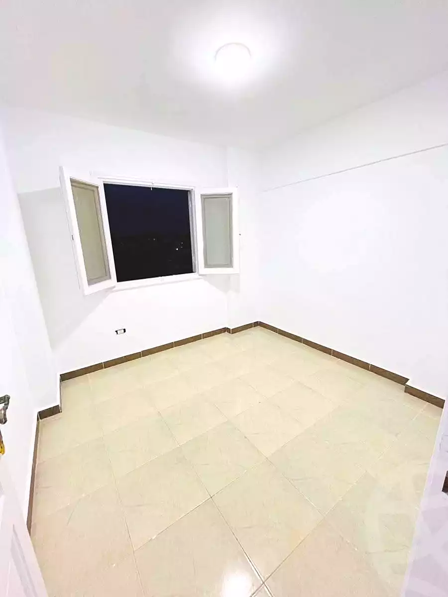 https://aqarmap.com.eg/en/listing/7284885-for-sale-alexandria-al-agamy-shataa-el-nakheel
