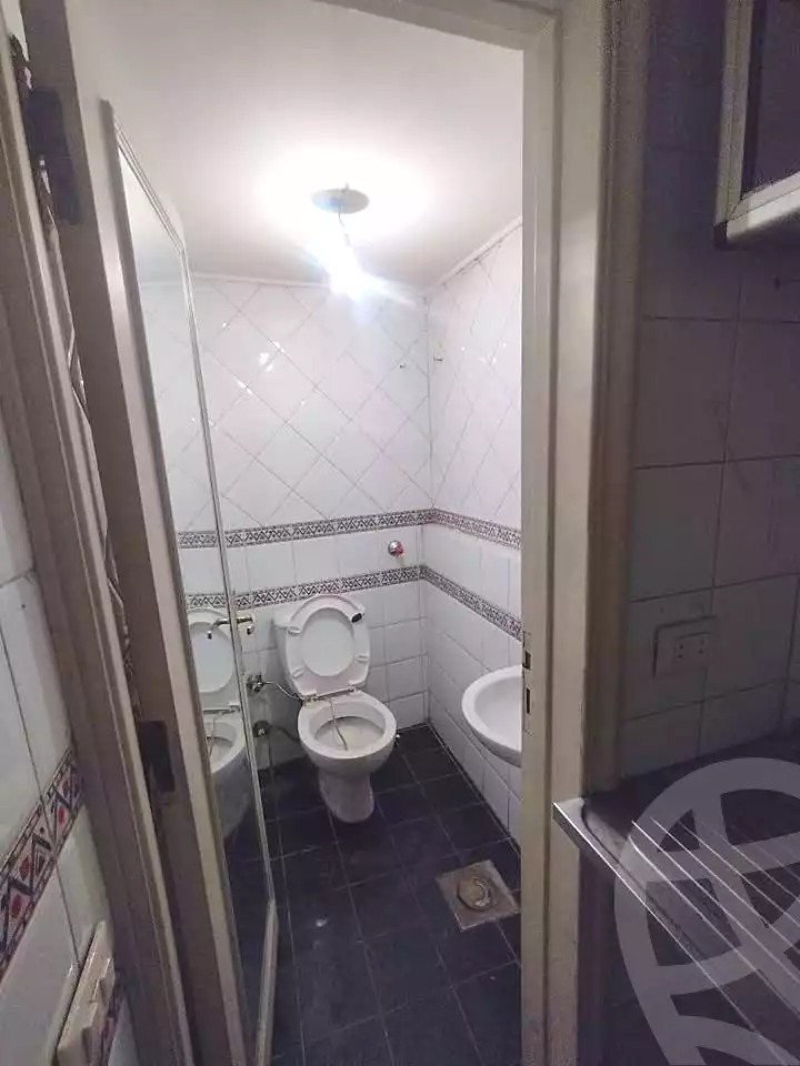 https://aqarmap.com.eg/en/listing/7285258-for-sale-alexandria-ganaklis-shr-bw-qyr-tryq-lhry