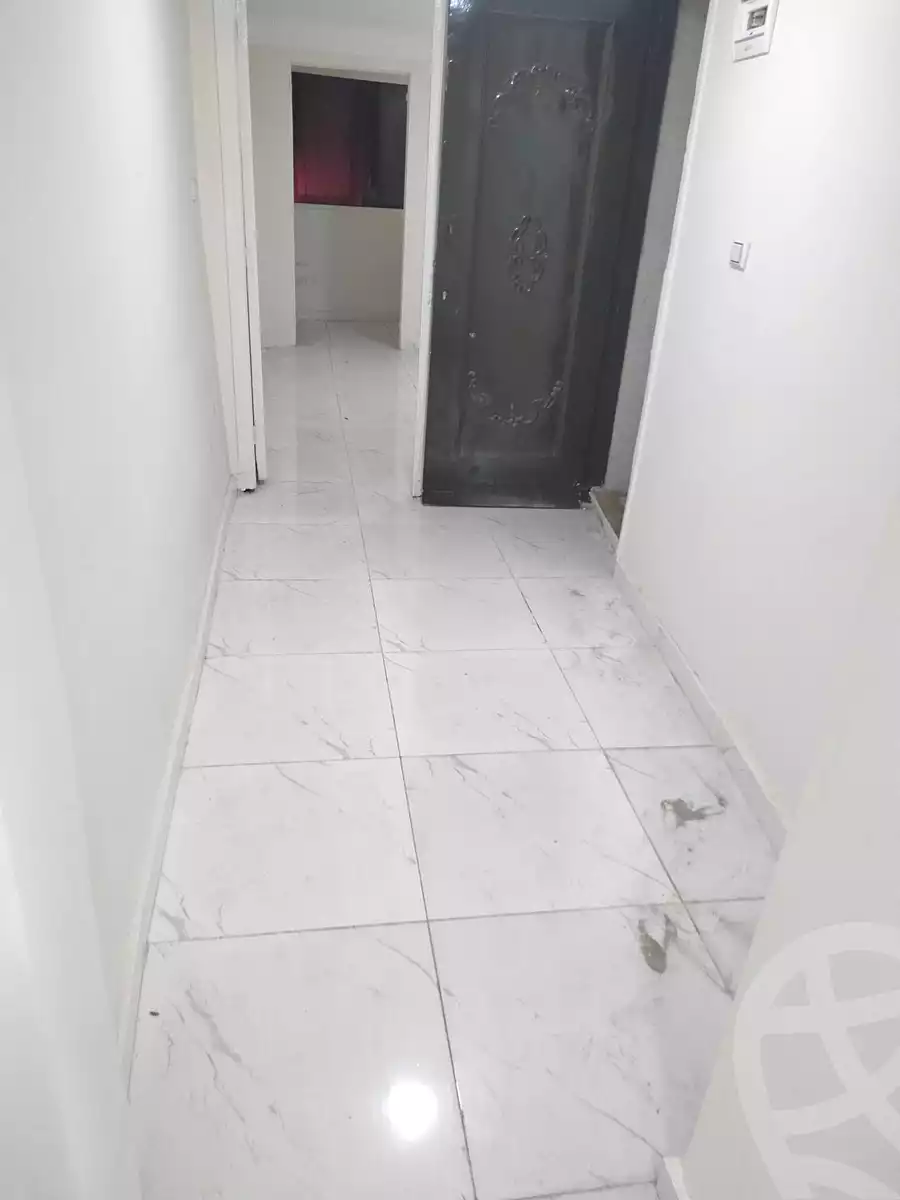 https://aqarmap.com.eg/ar/listing/7285537-for-sale-alexandria-el-asafra-shr-45