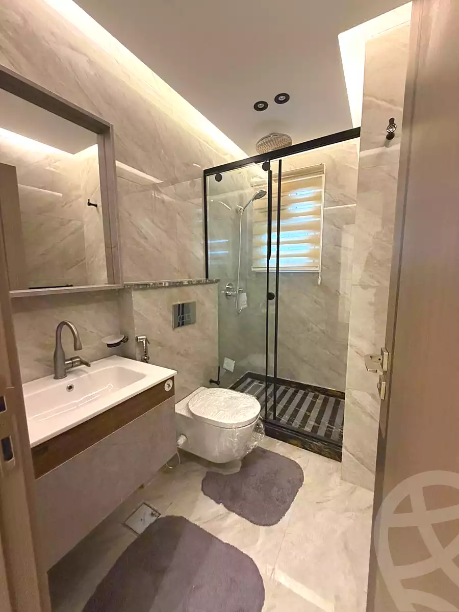 https://aqarmap.com.eg/en/listing/7285866-for-sale-cairo-new-cairo-compounds-ivoire-east-compound-pre