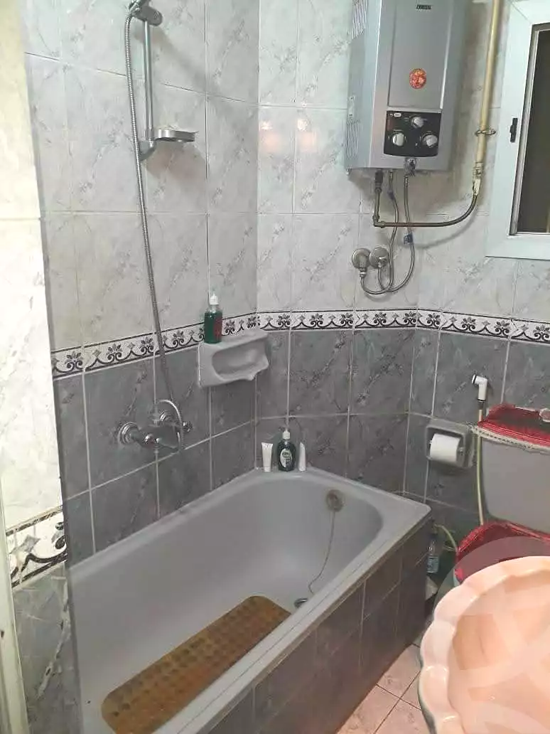 https://aqarmap.com.eg/en/listing/7285988-for-sale-cairo-shoubra-el-khalafwai