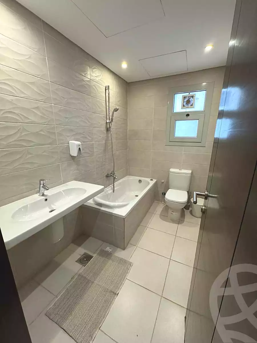 https://aqarmap.com.eg/en/listing/7286111-for-rent-cairo-new-cairo-compounds-cairo-festival-city-cairo-festival-city-mall-cfc-mall